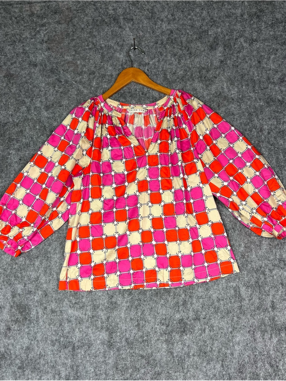 Trina Turk Size Medium Pink  Multi Color 100% Organic Cotton Tunic Blouse Top